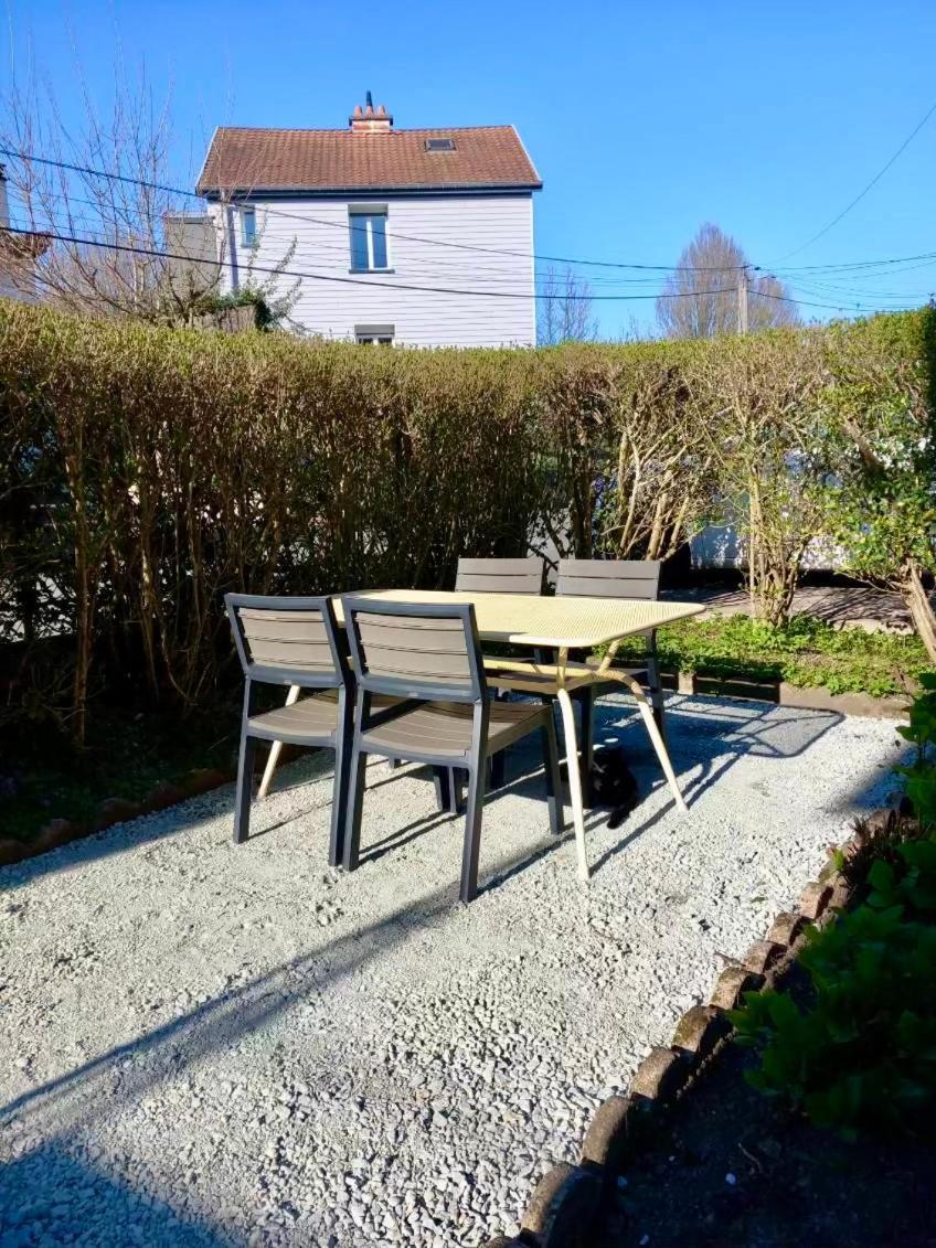 Appartement Cosy Et Calme Avec Parking Et Terrasse Prives Cravanche Εξωτερικό φωτογραφία